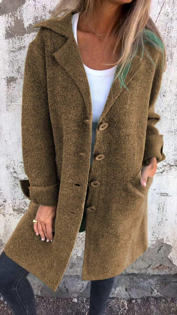 Stella | Wool coat with buttons